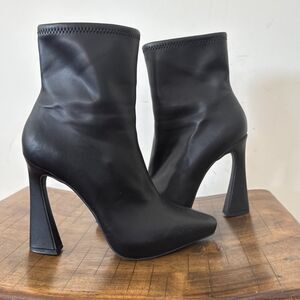 Jessica Simpson Black Side Zip Ankle Boots Size 7.5 Statement chunky party heels